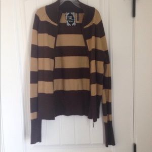 Brown and tan sweater with a zipper